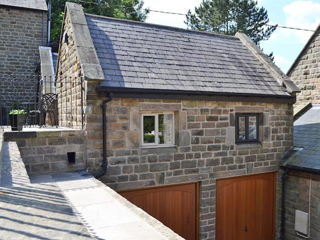 Romantic Holiday Cottage In Curbar Near Bakewell With 1 Bedroom