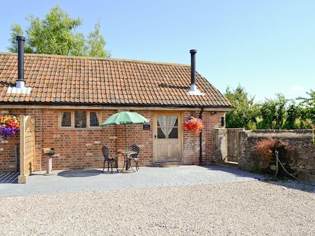 Idyllic Self Catering Cottage In Arlingham Near Frampton On Severn