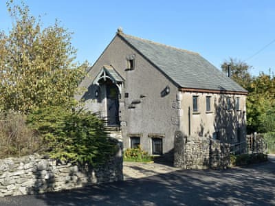 Carnforth Holiday Cottages To Rent Self Catering Accommodation In