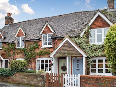 Alton Holiday Cottages To Rent Self Catering Accommodation In