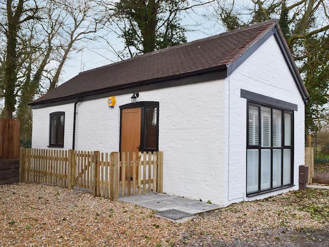 Cottage For A Couple In Climping Near Littlehampton With 1 Bedroom