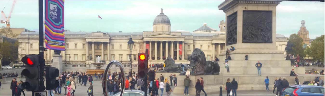 Buckingham Palace central London