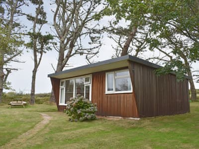 Last Minute Cottage Near Helston With 2 Bedrooms For Rent