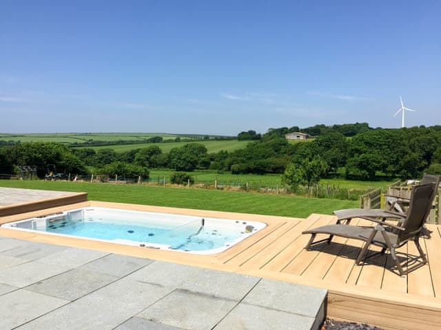 Large Family Holiday House In Summercourt Near Newquay With 5