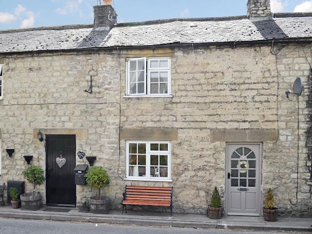 Cottage To Welcome You In Masham With 2 Bedrooms For Rent