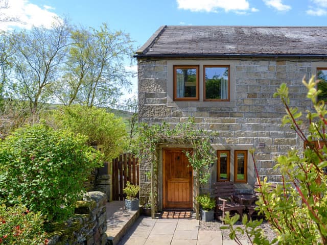 Romantic Hideaways In Oxenhope With 1 Bedroom For Rent