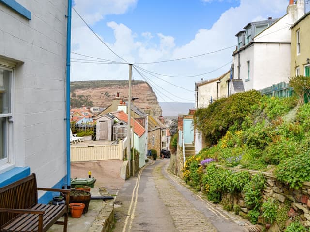 Holiday Cottage To Rent In Staithes Near Whitby Sleeps 5