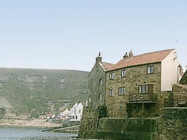 Luxury Holiday Cottage In Staithes Near Whitby With 3 Bedrooms For