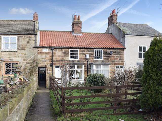 Romantic Holiday Cottage In Hinderwell Near Whitby With 2